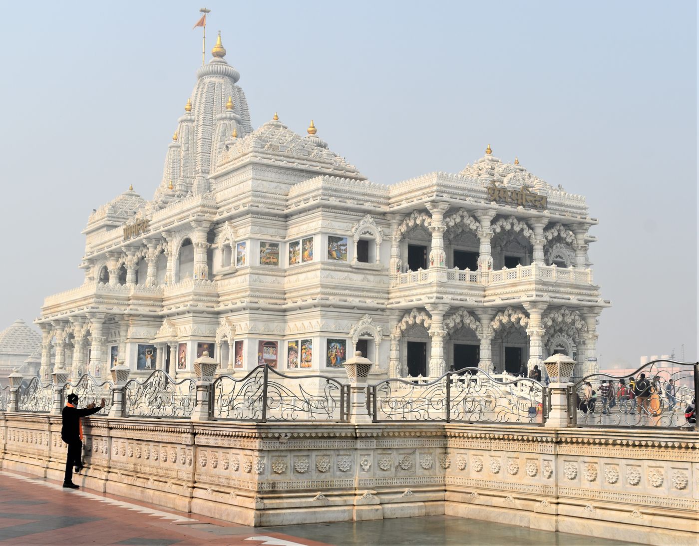 Mathura & Vrindavan Darshan